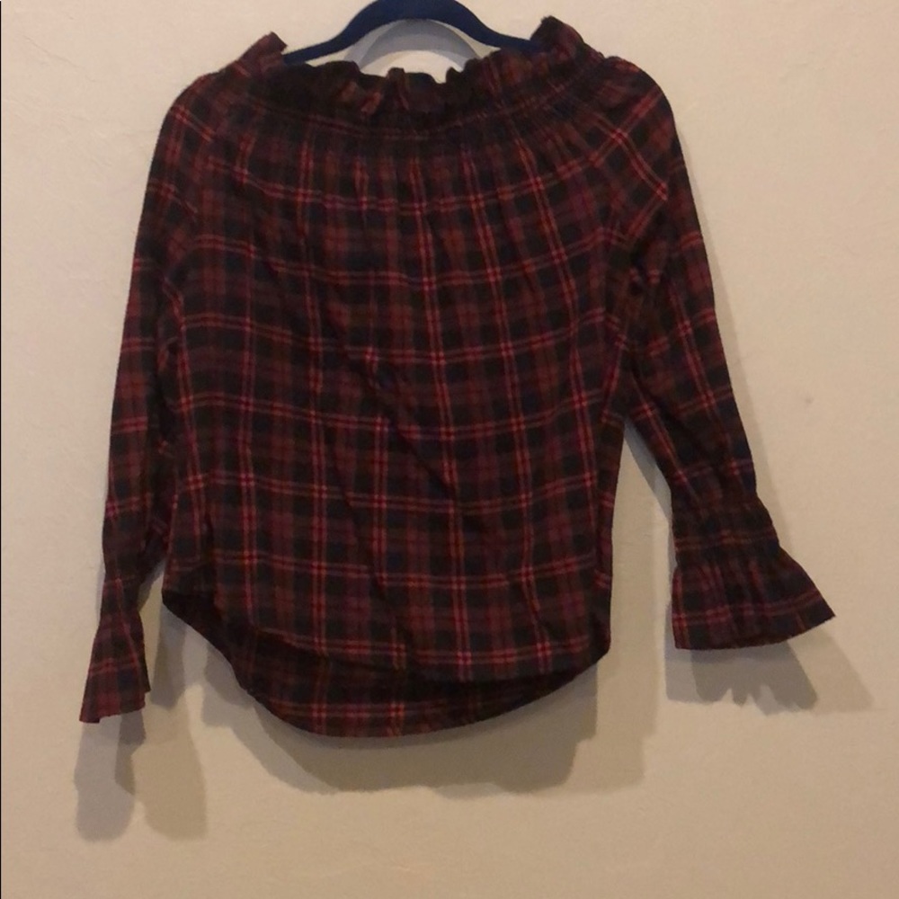 Long sleeve off the shoulder black and red top